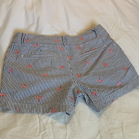 Seersucker Shorts with Pink Umbrella Print - Picture 4 of 4